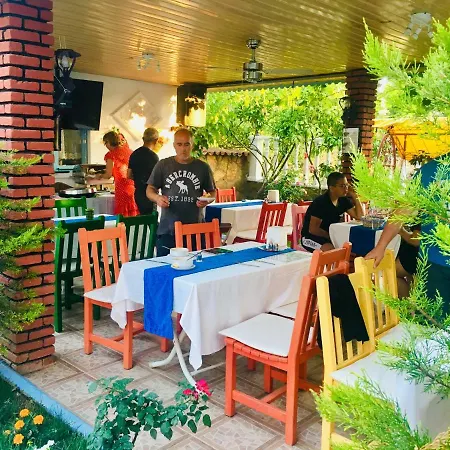 Erenler ホテル 2*